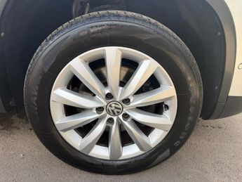 Volkswagen Tiguan MATCH TDI BLUEMOTION TECH 4MOTION DSG - AUTO, FULL SERVICE HISTO