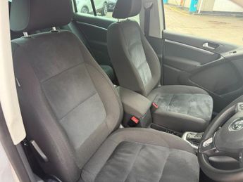 Volkswagen Tiguan MATCH TDI BLUEMOTION TECH 4MOTION DSG - AUTO, FULL SERVICE HISTO
