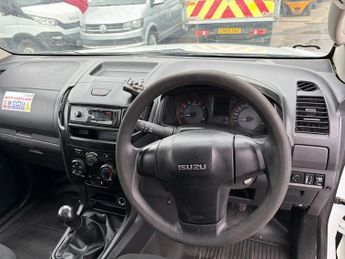 Isuzu Rodeo ISUZU D-MAX 4X4 WITH AIRCON. 8,795+VAT