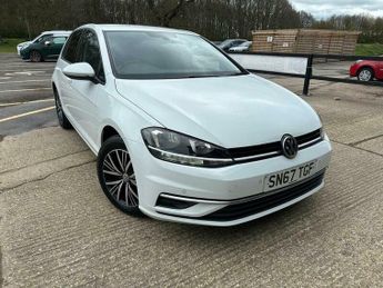 Volkswagen Golf TDi 1.6 TDI BlueMotion Tech SE Nav Euro 6 (s/s) 5dr