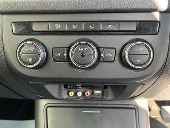 Volkswagen Tiguan 1.4 TSi BlueMotion Tech Lounge Edition DSG 5dr