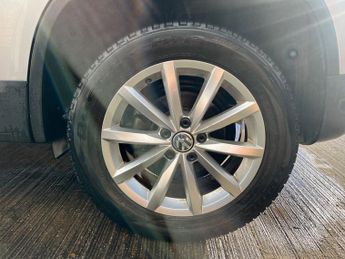 Volkswagen Tiguan 1.4 TSi BlueMotion Tech Lounge Edition DSG 5dr