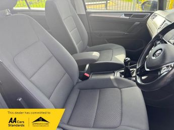 Volkswagen Golf SE TDI