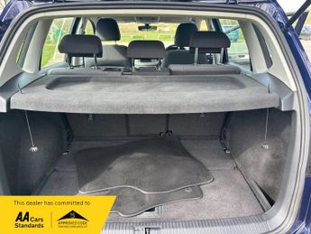 Volkswagen Golf SE TDI