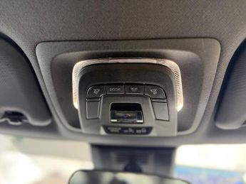 Toyota Corolla 2.0 VVT-h Icon Touring Sports 5dr Petrol Hybrid CVT Euro 6 (s/s)