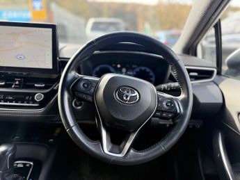 Toyota Corolla 2.0 VVT-h Icon Touring Sports 5dr Petrol Hybrid CVT Euro 6 (s/s)