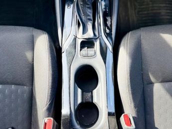 Toyota Corolla 2.0 VVT-h Icon Touring Sports 5dr Petrol Hybrid CVT Euro 6 (s/s)