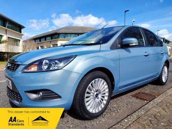 Ford Focus 1.6 Titanium Hatchback 5dr Petrol Automatic (184 g/km, 99 bhp)