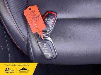 MG ZS EXCLUSIVE 1.0 T-GDI 1OWNER, FULL HISTORY LEATHER TRIM, +NAV AND 
