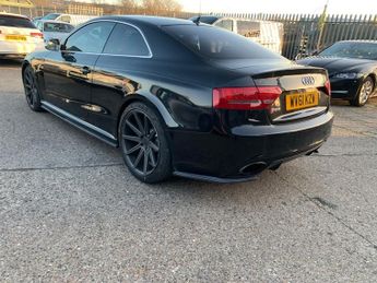 Audi RS5 RS5 FSI QUATTRO