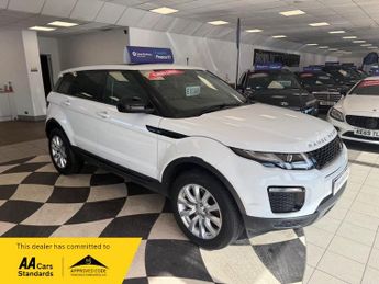 Land Rover Range Rover Evoque TD4 SE TECH 4X4 SAT NAV LEATHER PANO ROOF