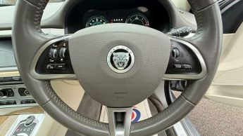 Jaguar XF 3.0d V6 Premium Luxury Auto Euro 5 4dr