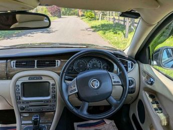 Jaguar X-Type 2.2D DPF SE 4dr