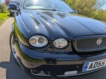 Jaguar X-Type 2.2D DPF SE 4dr