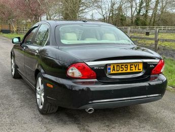Jaguar X-Type 2.2D DPF SE 4dr