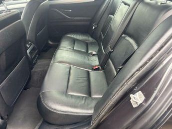 BMW 5 SERIES 2.0 520d Luxury Auto Euro 6 (s/s) 4dr