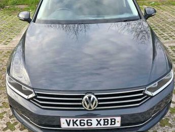 Volkswagen Passat 2.0 TDI BlueMotion Tech SE Business DSG Euro 6 (s/s) 5dr