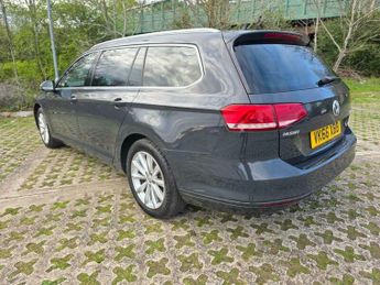 Volkswagen Passat 2.0 TDI BlueMotion Tech SE Business DSG Euro 6 (s/s) 5dr