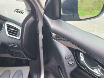 Nissan Qashqai 1.6 dCi n-tec+ XTRON 2WD Euro 6 (s/s) 5dr