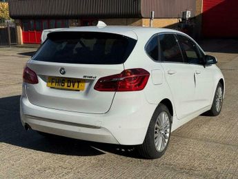 BMW 2 SERIES 2.0 218d Luxury MPV 5dr Diesel Manual Euro 6 (s/s) (150 ps)