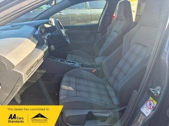 Volkswagen Golf 1.4 TSI 13kWh GTE Hatchback 5dr Petrol Plug-in Hybrid DSG Euro 6