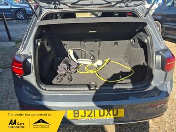 Volkswagen Golf 1.4 TSI 13kWh GTE Hatchback 5dr Petrol Plug-in Hybrid DSG Euro 6