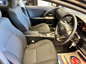 Toyota Avensis 1.8 V-Matic TR Saloon 4dr Petrol Multidrive Euro 4 (146 ps)