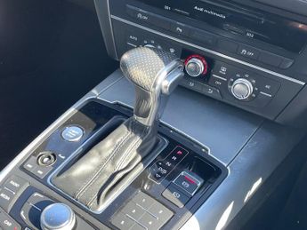 Audi A6 Avant 2.0 TDI S line Estate 5dr Diesel Multitronic Euro 5 (s/s) (177 p