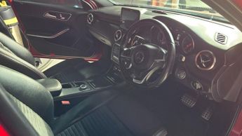 Mercedes-Benz A Class 2.1 A200d AMG Line (Premium Plus) Hatchback 5dr Diesel 7G-DCT Eu