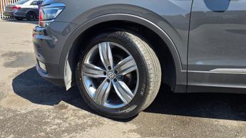 Volkswagen Tiguan 2.0 TDI SEL SUV 5dr Diesel DSG Euro 6 (s/s) (150 ps)