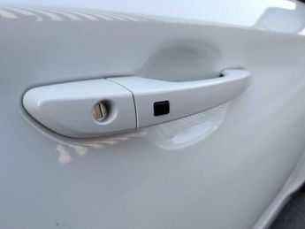 Hyundai KONA 64kWh Premium SE Auto 5dr (7kW Charger)