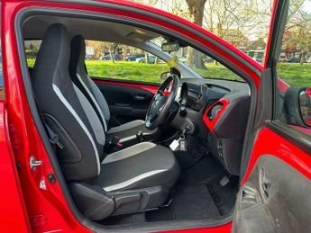 Toyota AYGO 1.0 VVT-i x-style x-shift Euro 6 5dr