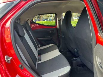 Toyota AYGO 1.0 VVT-i x-style x-shift Euro 6 5dr