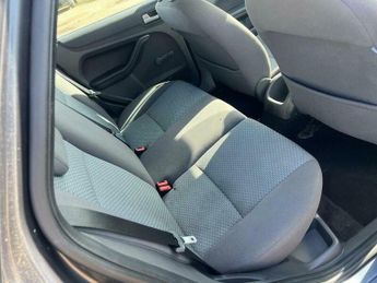 Ford Focus 1.6 Style 5dr