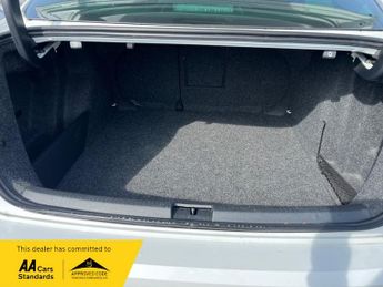 Volkswagen Jetta GT TDI BLUEMOTION TECHNOLOGY DSG