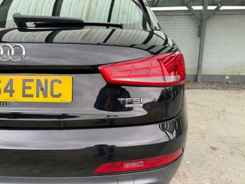 Audi Q3 2.0 TFSI SE S Tronic quattro Euro 5 (s/s) 5dr