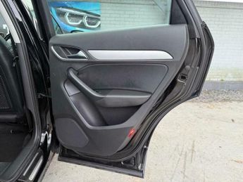 Audi Q3 2.0 TFSI SE S Tronic quattro Euro 5 (s/s) 5dr