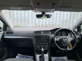 Volkswagen Golf 1.6 TDI SE Nav Hatchback 5dr Diesel DSG Euro 6 (s/s) (115 ps)