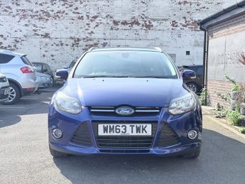 Ford Focus TITANIUM NAVIGATOR AUTO 145K MILES FRESH MOT FULL HISTORY SERVIC