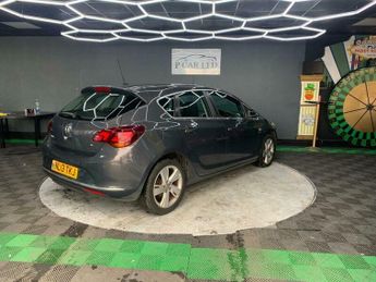 Vauxhall Astra 1.6 16v SRi Euro 5 5dr