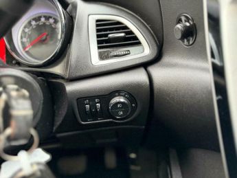 Vauxhall Astra 1.6 16v SRi Auto Euro 5 5dr