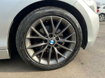 BMW 1 SERIES 1.6 118i Urban Auto Euro 5 (s/s) 5dr