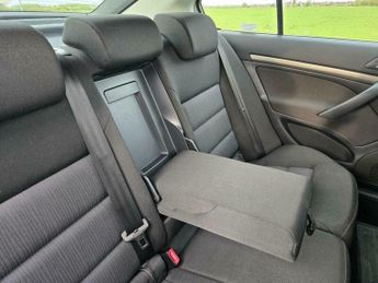 Skoda Octavia 1.6 FSI Elegance Tiptronic Euro 4 5dr