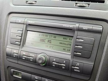 Skoda Octavia 1.6 FSI Elegance Tiptronic Euro 4 5dr