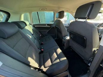 Volkswagen Tiguan 2.0 TDI BlueMotion Tech Escape DSG 4WD Euro 5 (s/s) 5dr