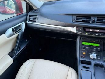 Lexus CT 1.8 200h SE-L CVT Euro 5 (s/s) 5dr