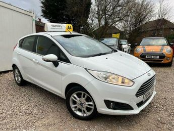 Ford Fiesta 1.0T EcoBoost Zetec Euro 5 (s/s) 5dr