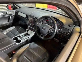 Volkswagen Touareg 3.0 TDI V6 BlueMotion Tech Altitude Tiptronic 4WD Euro 5 (s/s) 5