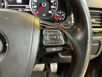 Volkswagen Touareg 3.0 TDI V6 BlueMotion Tech Altitude Tiptronic 4WD Euro 5 (s/s) 5