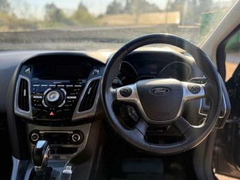 Ford Focus 1.6 Titanium Navigator Powershift Euro 5 5dr